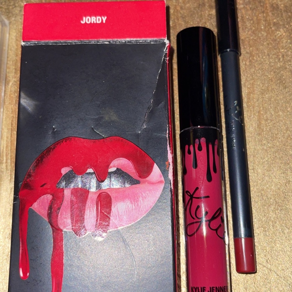 Kylie lip kit